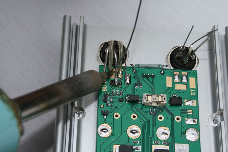 Datei:Stecker loet.jpg
